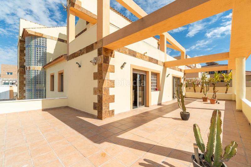 Foto 752865ea-fbd5-4336-bffe-46ff187db5a0. Xalet a calle meridiano a Aguas Nuevas Torrevieja