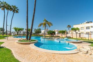 Casa a Calle antares. Bungalow de 2 dormitorios 1 baño  en orihuela costa  la florida