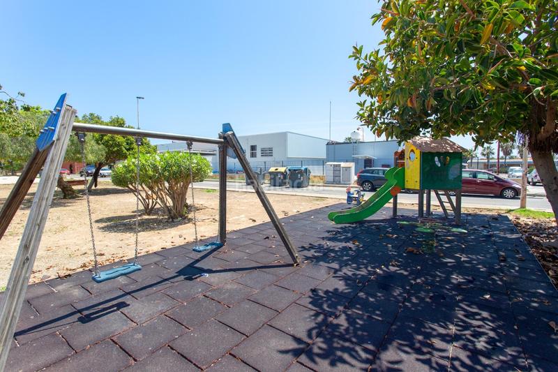 Foto d7c731c4-473a-4c22-b5ad-e64a554c6e4c. Maison dans calle 32 dans Zeniamar - Horizonte - La Campana Orihuela