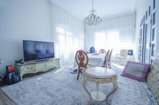Xalet a Carrer de juan ramón jiménez 35. Villa de 4 dormitorios, 3 baños, piscina y jardín en dehesa de c