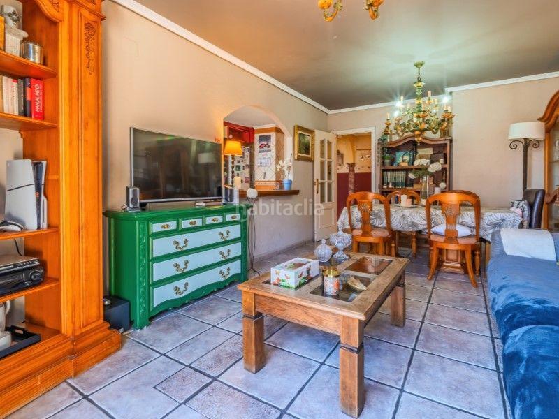 Foto 0539b764-b46a-4367-8766-f566b4bf5582. Appartamento in calle maldonado in Centro - Muelle Pesquero Torrevieja