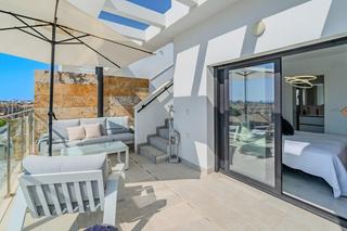 Attique à Calle unamuno 16. Apartamento de 2 dormitorios 2 baños en orihuela costa la zenia