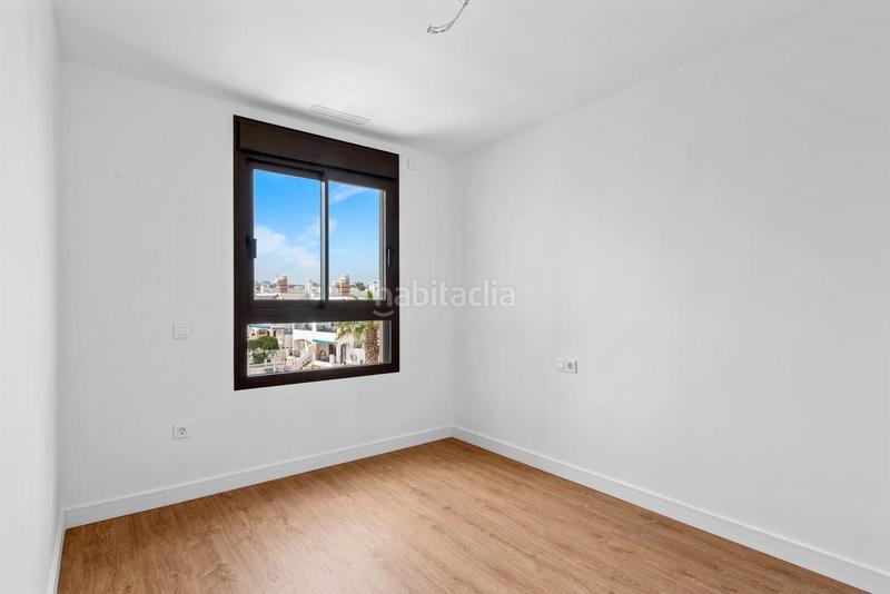 Foto 215d00a9-f987-4528-9782-0729b7e2f791. Àtic a calle nabucco a Los Almendros Orihuela