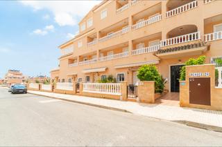 Apartment  Calle calle cardamomo. Apartamento en orihuela costa de 2 dormitorios y 1 baño en vista