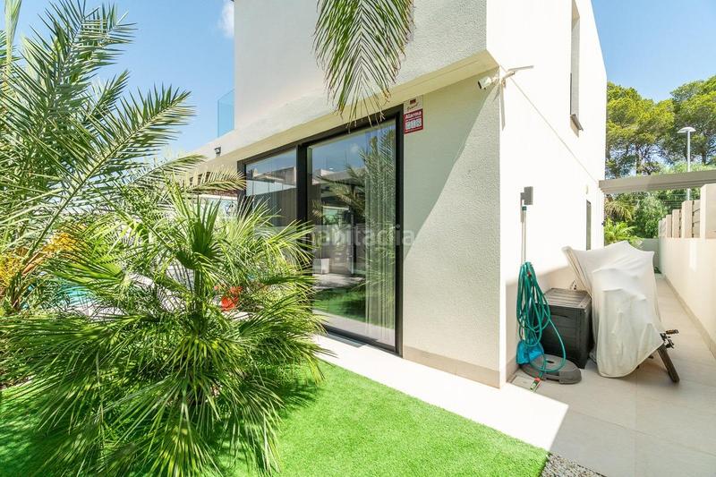 Foto 8573329c-5b45-4cc6-8405-abde9d885780. Xalet amb calefacció aparcament piscina a Los Balcones-Los Altos Torrevieja