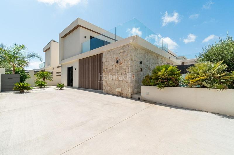 Foto 903c6379-63f1-4f8a-bb29-004754f4333f. Xalet amb calefacció aparcament piscina a Los Balcones-Los Altos Torrevieja