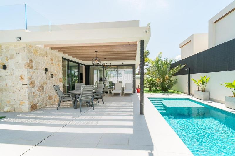 Foto f8217997-0edf-4858-9a85-b940645c1e46. Xalet amb calefacció aparcament piscina a Los Balcones-Los Altos Torrevieja