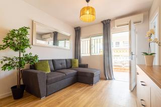 Casa  Calle acuario-la florida. Adosado de 3 dormitorios 2 baños  en los altos  orihuela costa