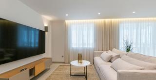 Apartament a Avenida doctor gregorio marañón. Vive donde otros veranean! apartamento ático reformado con vista