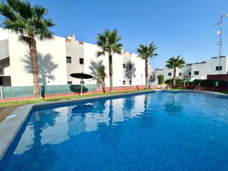 Apartament a Calle lagunas de ruidera. Apartamento de 2 dormitorios 2 baños en los altos  orihuela cost