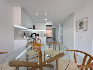 Àtic a Calle ramon gallud  211. Ático en torrevieja 2 dorm. 2 baños. solarium privado de 35 m2 c