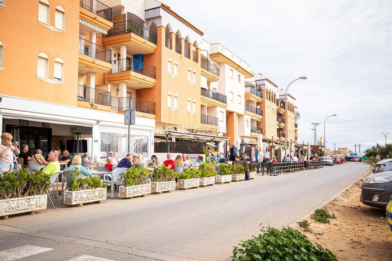 Foto 3d5f3b3e-f202-42e3-b83a-8efab3b9b696. Ático en polígono j-1 p flamenca norte 95 ático con gran terraza y solarium de 2 dormitorios en Playa Flamenca costa en Orihuela