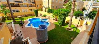 Location Appartement  Calle surinan 4. Se alquila apartamento de 2 dorm 1 baño por largo tiempo en orih