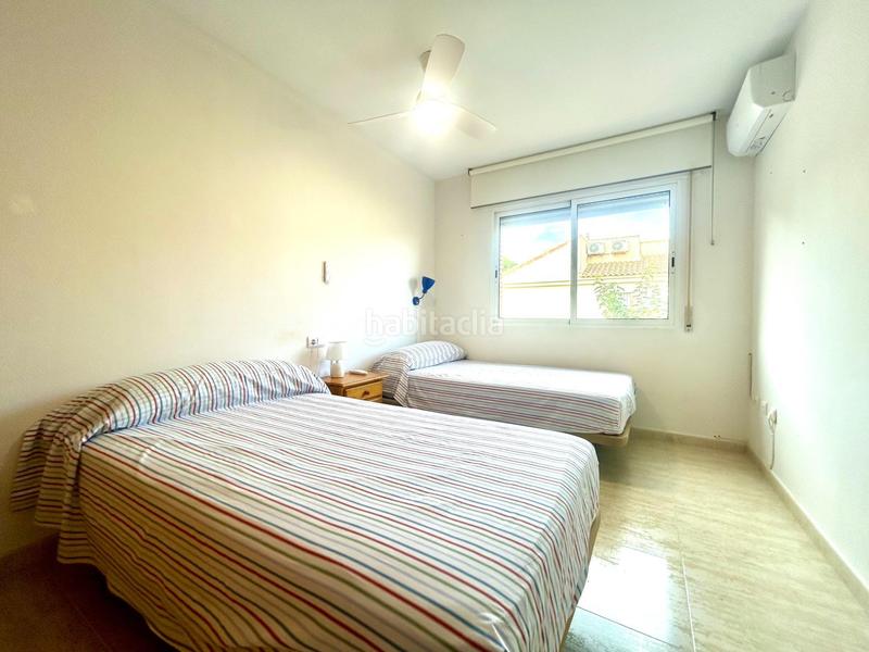 Foto baf6fef4-048a-44d0-836e-045c8db74a3f. House in calle de jorge manrique in Campoamor Orihuela