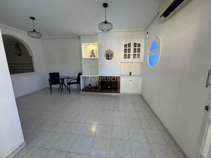 Foto f2124f6e-d591-46dc-83b2-15efa08343cb. Casa in avenida espuña in Los Balcones-Los Altos Torrevieja