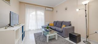 Lloguer Apartament a Calle surinan 4. Se alquila por temporada de 11 meses  apartamento de 2 dorm 1 ba
