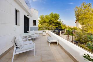 Chalet à Calle puig mayor-filipinas. Villa de lujo de 3 dormitorios 4 baños en orihuela costa alicant