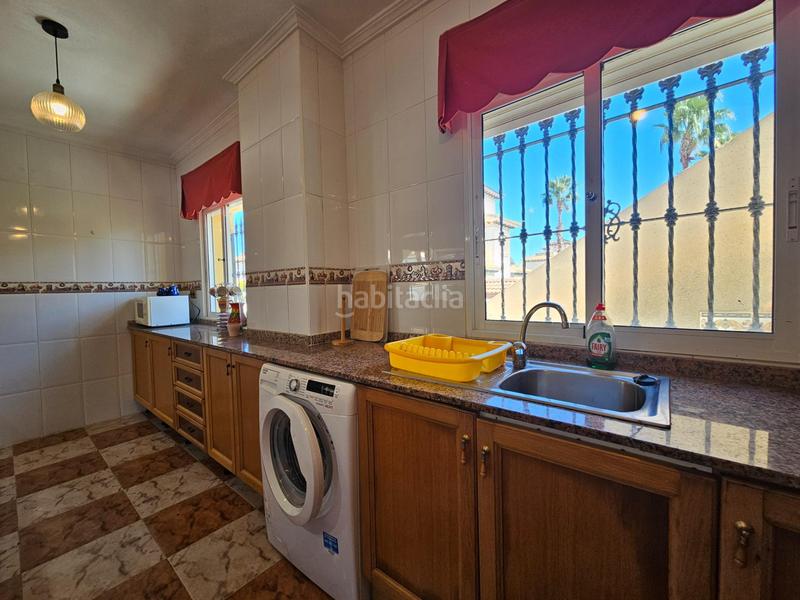 Foto e9e30ff4-2166-4266-b3d2-ae6ff0682182. Chalet in calle comino in Villamartín-Las Filipinas Orihuela