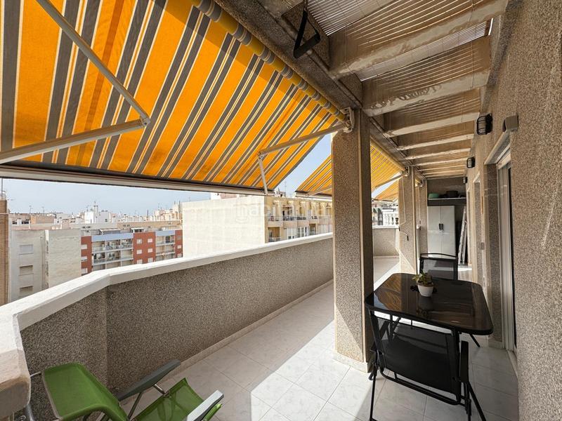 Foto 521bc725-db4b-42a8-a64c-48322fc56a83. Attique dans avenida de las habaneras dans Avenida Habaneras - Curva de Palangre Torrevieja