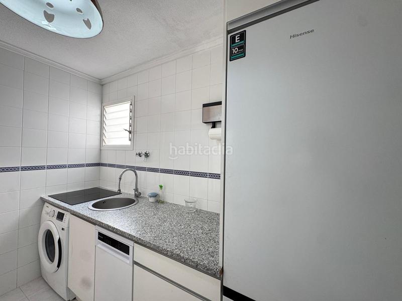 Foto a01c4410-9cd9-41ba-bad4-ac08f6b526e9. Attique dans avenida de las habaneras dans Avenida Habaneras - Curva de Palangre Torrevieja