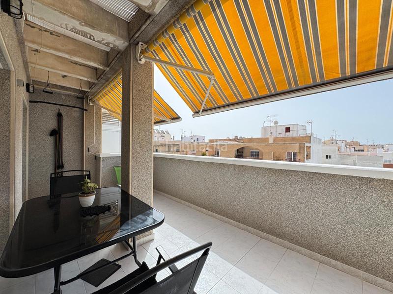 Foto f9d8e2c5-b83a-4945-af84-fbf6c312627c. Attique dans avenida de las habaneras dans Avenida Habaneras - Curva de Palangre Torrevieja