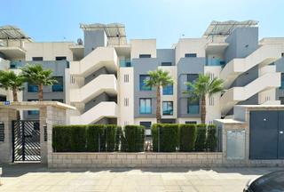 Apartament  Calle malva-rosa. Apartamento de 3 dormitorios 2 baños descubre el paraíso en oasi