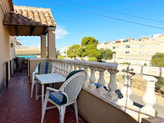 Haus in Calle francisco grau. Apartamento de 2 dormitorios 1 baño en orihuela costa  villamart