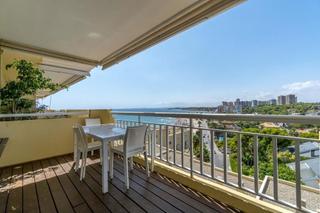 Apartament  Avenida adelfas. Apartamento de 3 dormitorios y 2 baños en campoamor  orihuela co