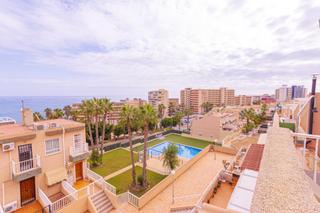 Lloguer Apartament a Leandros los 1. Se alquila apartamento con vistas al mar de 2 dormitorios y 2 ba