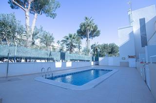 Dúplex a Calle cardamomo 2. Duplex de 3 dormitorios 2 baños, piscina comunitaria en orihuela