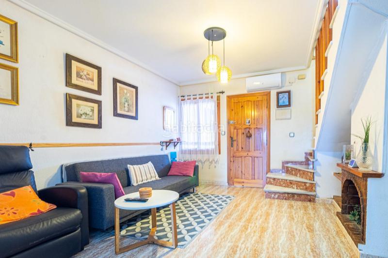 Foto 448f7113-8c7e-4746-9086-0407eb102b15. Maison dans calle urbión dans Los Balcones-Los Altos Torrevieja