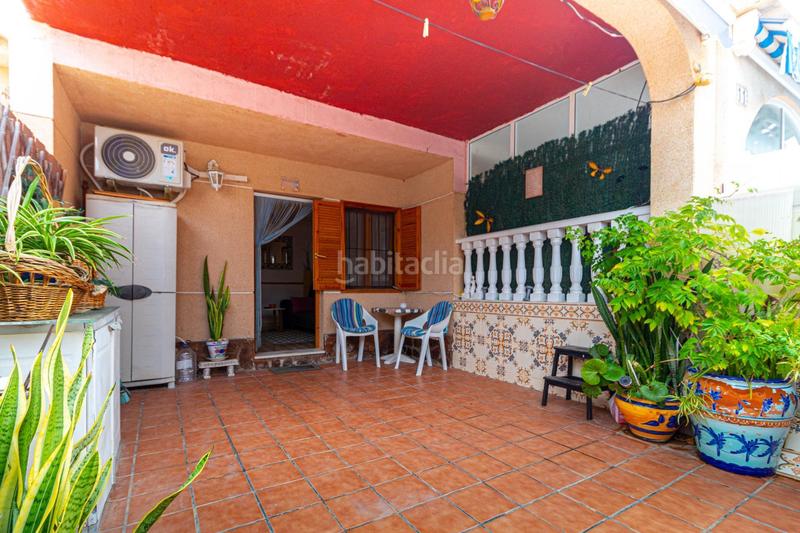 Foto c3abb613-f61a-41d1-8aa5-399154887dc9. Maison dans calle urbión dans Los Balcones-Los Altos Torrevieja