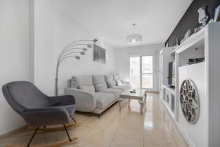 Apartamento  Calle patricio pérez. Apartamento de 3 dormitorios 2 baños en torrevieja