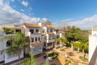 Attique  Calle urbano arregui. Apartamento de 1 dormitorio 1 baño en torrevieja cerca del mar