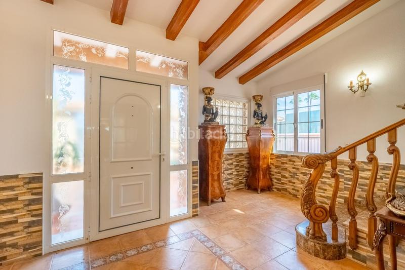 Foto 20a295fa-f742-452b-9cab-7326fdd2d596. Chalet con riscaldamento parcheggio piscina in Zona Carrefour - Urbanizaciones Torrevieja