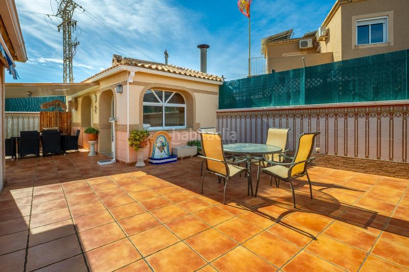 Foto 50063fdc-eee7-4c0b-ab48-a89abc76fb7c. Chalet con riscaldamento parcheggio piscina in Zona Carrefour - Urbanizaciones Torrevieja