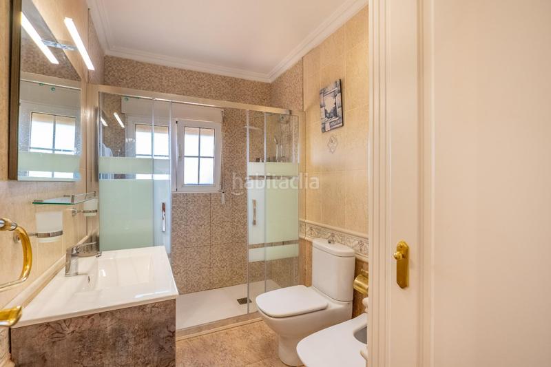 Foto 5b0c35f3-5381-4c53-b18b-fc9296038397. Chalet con riscaldamento parcheggio piscina in Zona Carrefour - Urbanizaciones Torrevieja