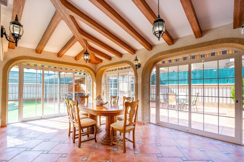 Foto a701b83e-4272-47d2-892e-e09366a4e3b9. Chalet con riscaldamento parcheggio piscina in Zona Carrefour - Urbanizaciones Torrevieja