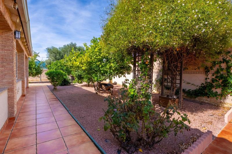 Foto b7fb1796-e57f-4236-906a-0a7a318e19dd. Chalet con riscaldamento parcheggio piscina in Zona Carrefour - Urbanizaciones Torrevieja