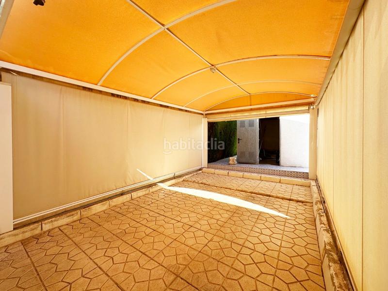 Foto 1743798e-4da9-483c-886c-58628c33da63. Chalet in calle diego vázquez in Playa Flamenca Orihuela