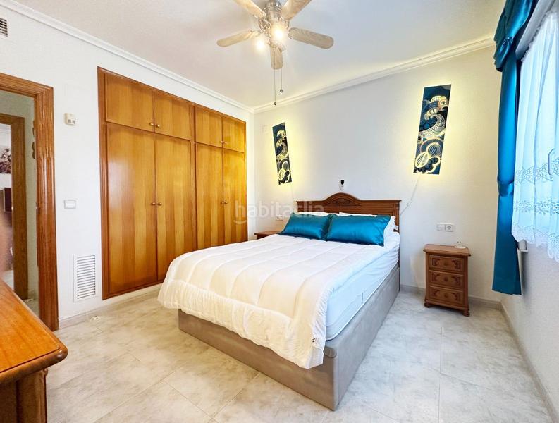 Foto 58bb2757-f5db-4277-b30d-1a6854648c61. Chalet in calle diego vázquez in Playa Flamenca Orihuela