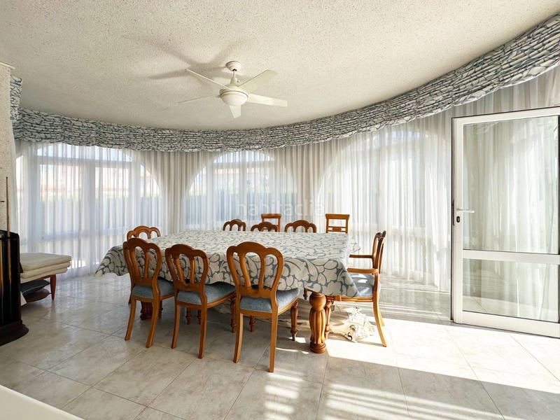 Foto e5da7101-ae67-450c-ac15-67bf7cadedb3. Chalet in calle diego vázquez in Playa Flamenca Orihuela