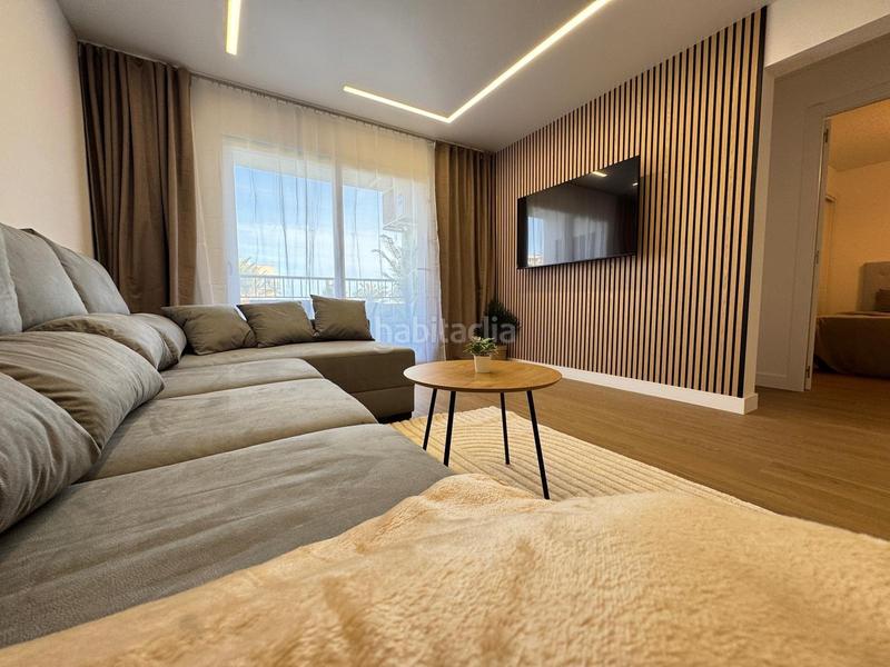 Foto 64cdff0b-e353-42d5-b8ba-e29a62688363. Appartement dans avenida de las olas dans Punta Prima Torrevieja