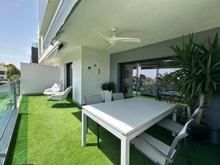 Appartement  Calle malva-rosa. Apartamento de 3 dormitorios 2 baños descubre el paraíso en oasi