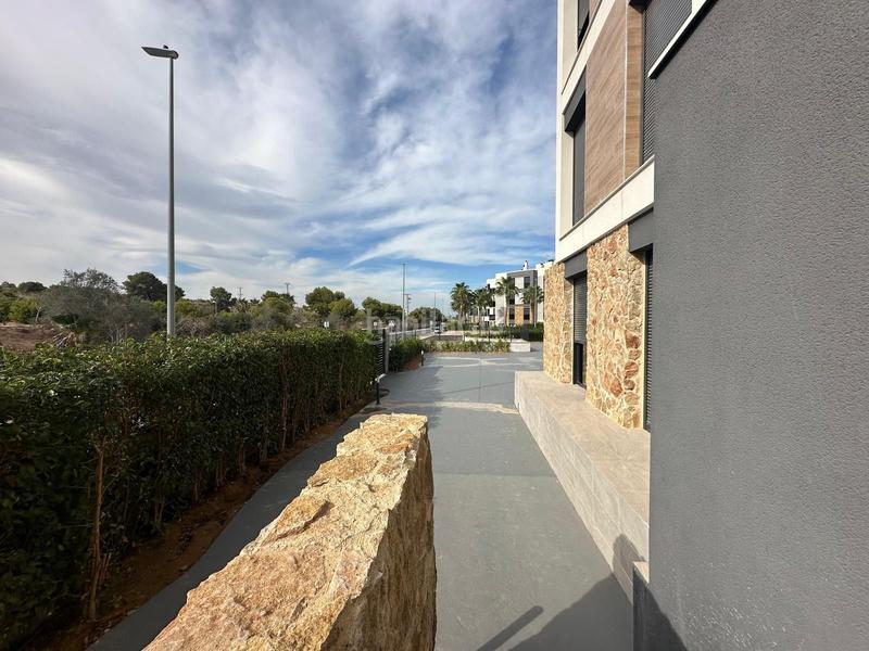 Foto 6651851c-0b00-43e2-a819-6cad26d72224. Appartement in ontario 2 in La Florida Orihuela