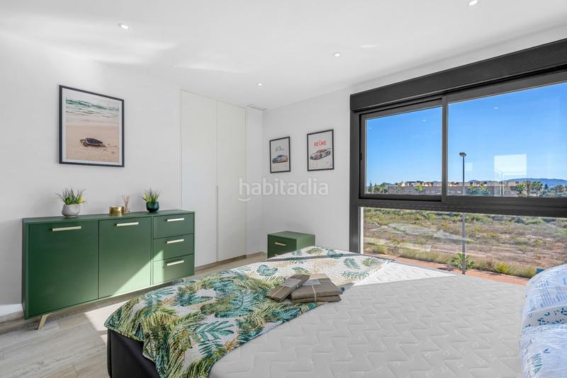 Foto 85409e9c-4e9a-4de2-b3fe-aaa794227d20. Xalet a calle seneca a Centro Alcázares (Los)