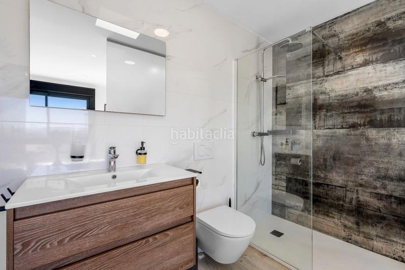 Foto ff8baeab-b7f2-49a9-9abb-c0d400618f6a. Xalet a calle seneca a Centro Alcázares (Los)