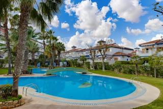 Appartement  Calle puerto romano del 2. Estudio en la mata con vistas despejadas en parque mar torreviej