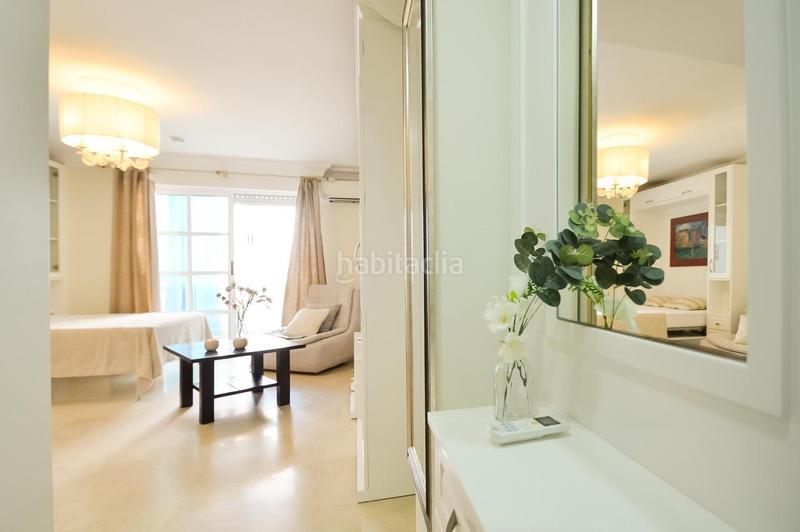 Foto 6f9d4596-4e39-480e-b5fc-60db555d0495. Studio in avenida doctor mariano ruiz canov 6 in Zona Playa de los Locos Torrevieja