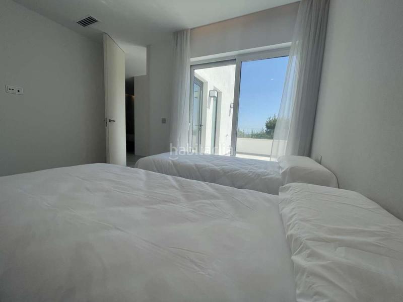 Foto 87d20284-e4aa-41b6-8439-d0f247fb6c6e. Chalet villa de 3 dormitorios 3 baños en colinas golf costa en Orihuela
